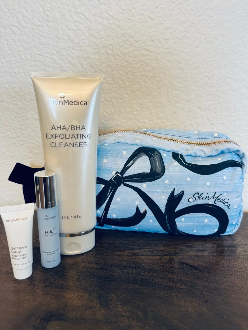 New SkinMedica Skin Care Cleaser, Serum & Moisturizer Set in Travel Cosmetic Bag